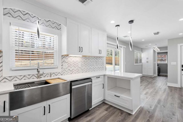 5109 Dogwood Hills Drive, Sugar Hill, GA 30518