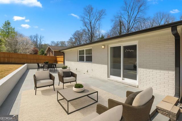 5109 Dogwood Hills Drive, Sugar Hill, GA 30518