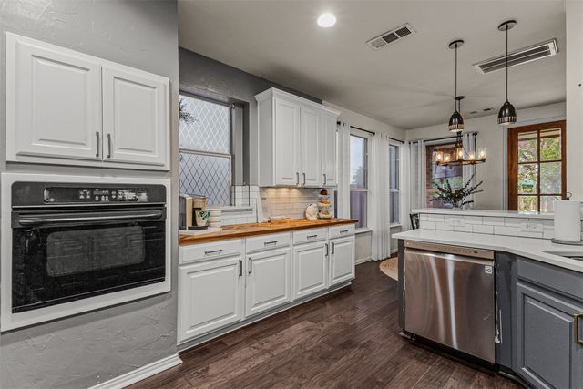 1905 Wickersham Lane, Corinth, TX 76210