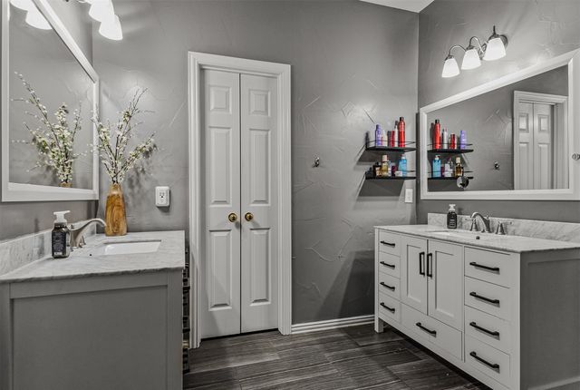 1905 Wickersham Lane, Corinth, TX 76210