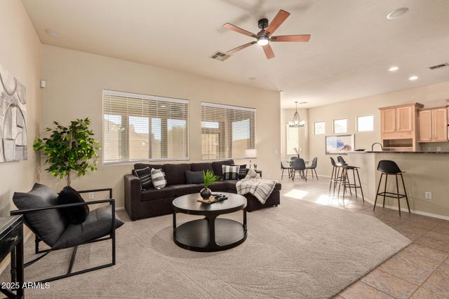 4537 W RAVINA Lane, Anthem, AZ 85086