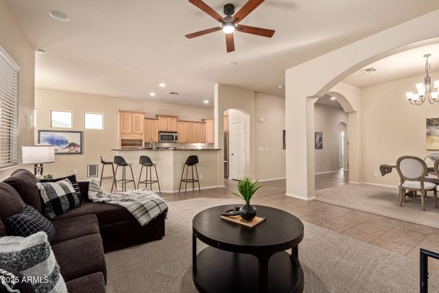 4537 W RAVINA Lane, Anthem, AZ 85086