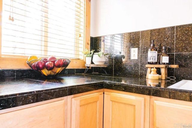 516 Irving Way, Big Bear City, CA 92314