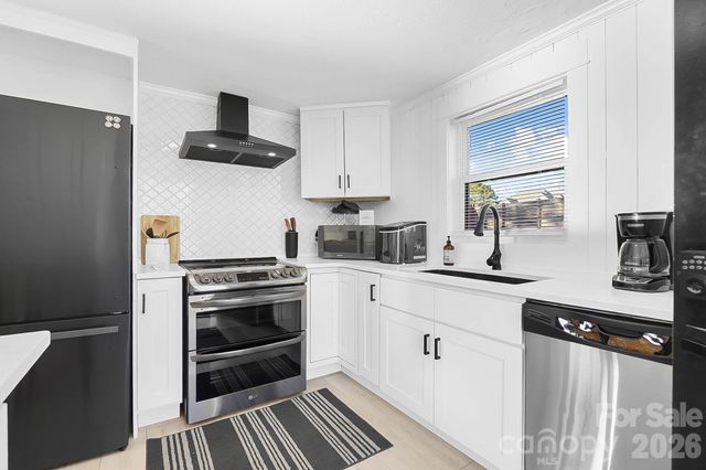 22246 Oakwood Road, Albemarle, NC 28001