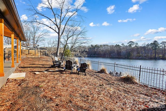 22246 Oakwood Road, Albemarle, NC 28001