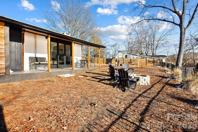 22246 Oakwood Road, Albemarle, NC 28001