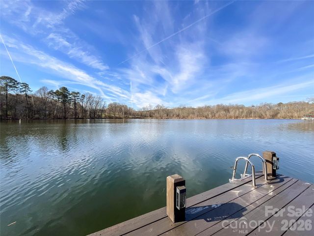 22246 Oakwood Road, Albemarle, NC 28001