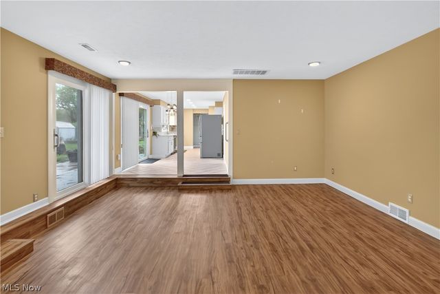 9205 W 130th Street, North Royalton, OH 44133