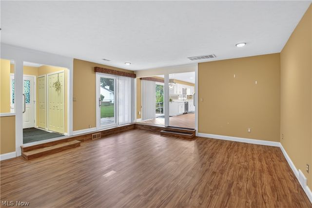 9205 W 130th Street, North Royalton, OH 44133