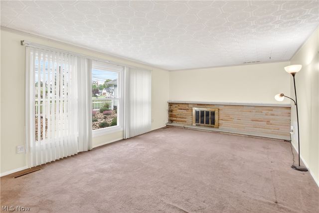 9205 W 130th Street, North Royalton, OH 44133