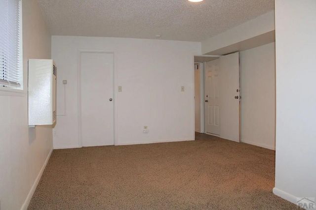 1529 Oakshire Lane, Pueblo, CO 81001