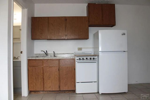 1529 Oakshire Lane, Pueblo, CO 81001