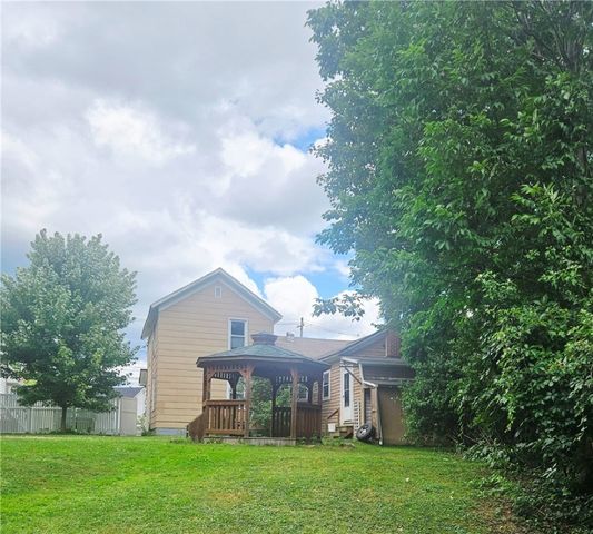51 Interstate Parkway, Bradford City, PA 16701