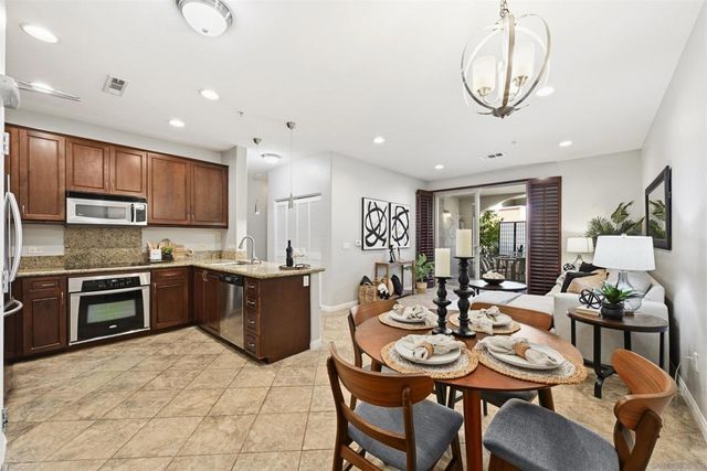 3877 Pell Place 108, San Diego, CA 92130