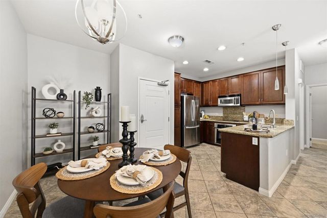 3877 Pell Place 108, San Diego, CA 92130