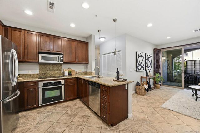 3877 Pell Place 108, San Diego, CA 92130