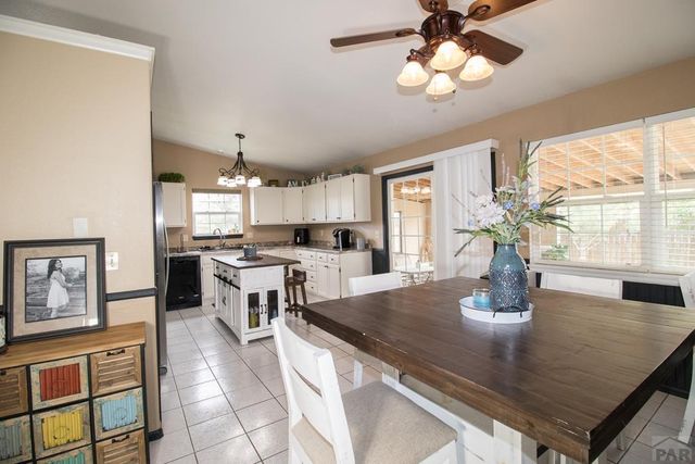 560 N Robinson Ave, Florence, CO 81226