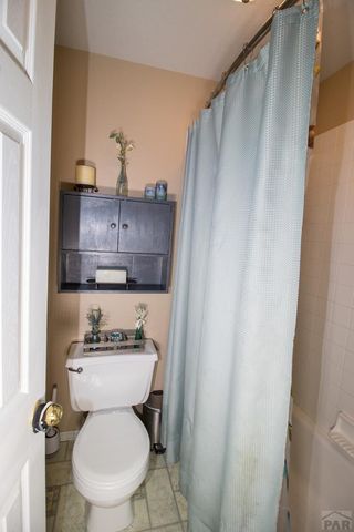 560 N Robinson Ave, Florence, CO 81226