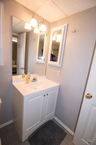 560 N Robinson Ave, Florence, CO 81226