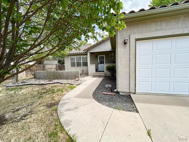 560 N Robinson Ave, Florence, CO 81226