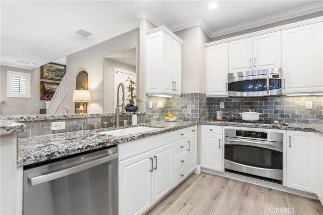 302 Canoe Pond, Costa Mesa, CA 92627