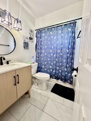 419 GLENWOOD Drive, West Palm Beach, FL 33415