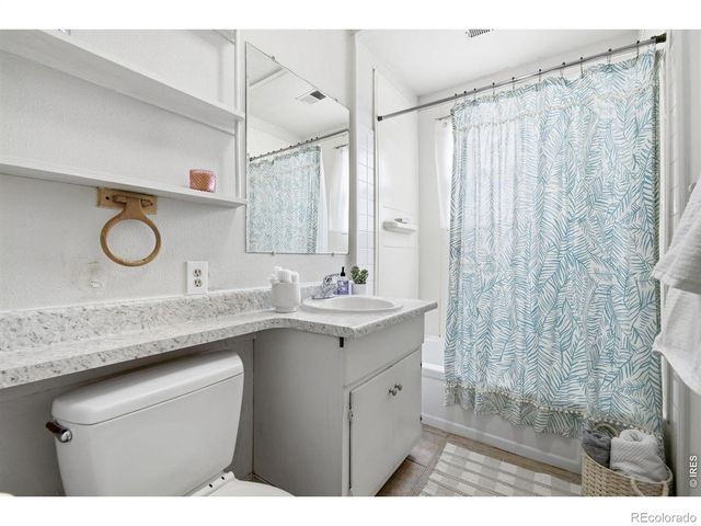 930 Kimbark Street, Longmont, CO 80501