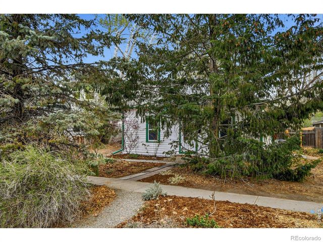 930 Kimbark Street, Longmont, CO 80501