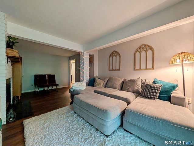 112 Queens Road 112, Torrington, CT 06790
