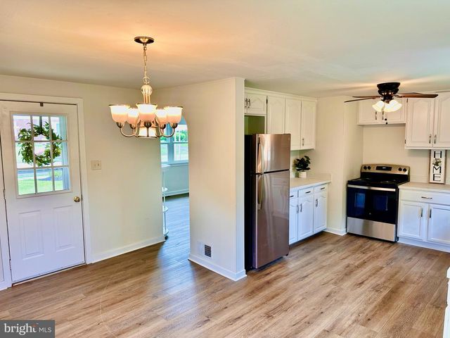 301 E POPLAR ST, Lebanon, PA 17042