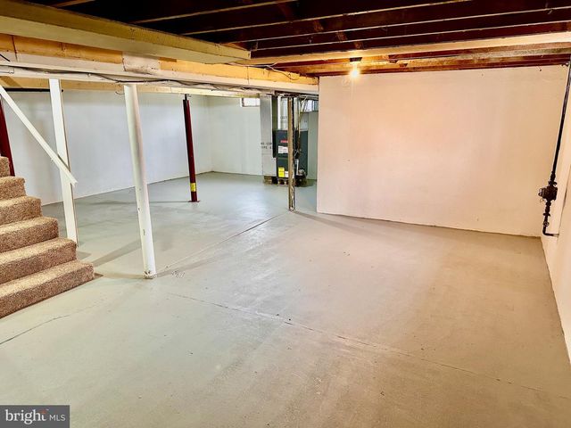 301 E POPLAR ST, Lebanon, PA 17042