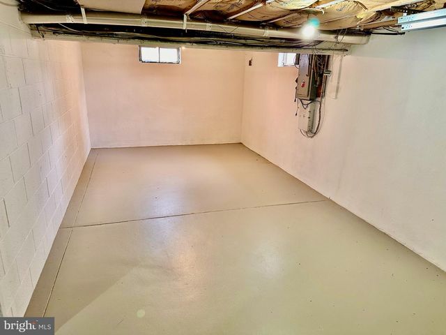 301 E POPLAR ST, Lebanon, PA 17042