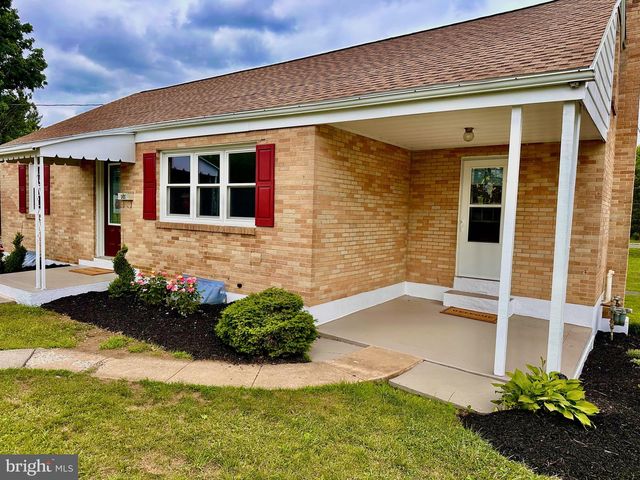 301 E POPLAR ST, Lebanon, PA 17042