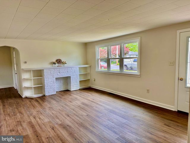 301 E POPLAR ST, Lebanon, PA 17042