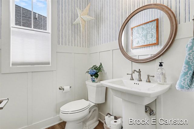 946 Boardwalk Cove Drive, Muskegon, MI 49441