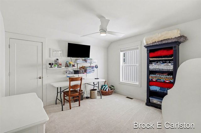 946 Boardwalk Cove Drive, Muskegon, MI 49441