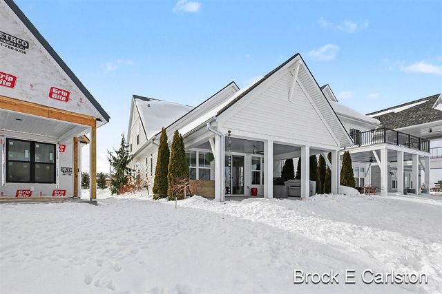 946 Boardwalk Cove Drive, Muskegon, MI 49441