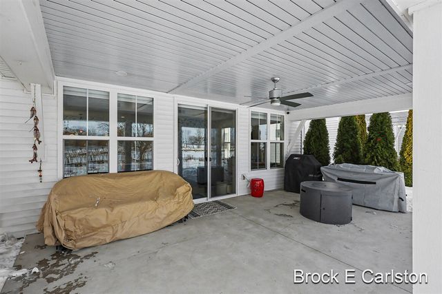 946 Boardwalk Cove Drive, Muskegon, MI 49441