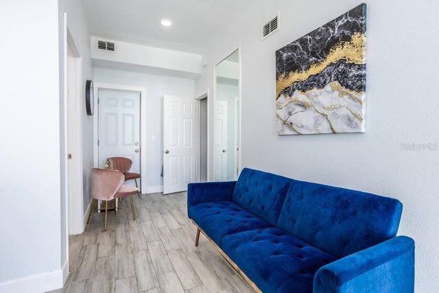 4401 LENMORE STREET, Orlando, FL 32812