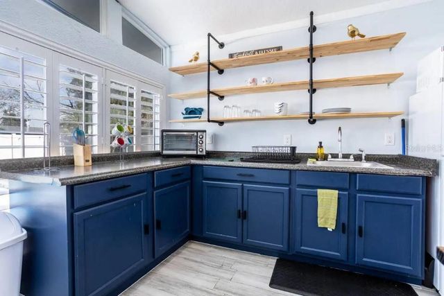 4401 LENMORE STREET, Orlando, FL 32812