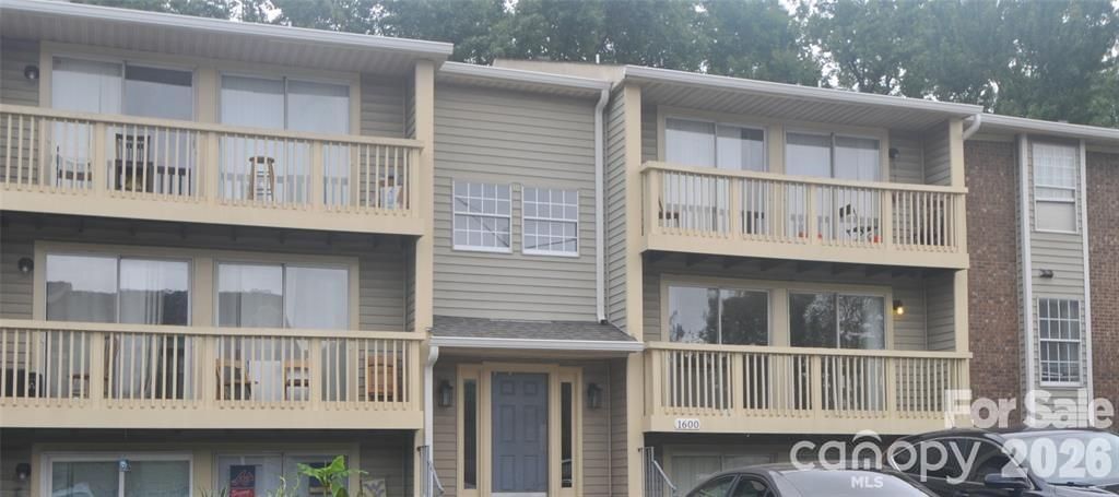 1630 Arlyn Circle K, Charlotte, NC 28213