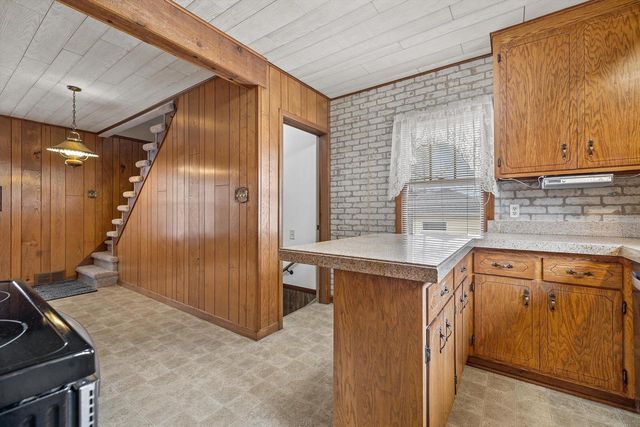 1423 West Lawn AVENUE, Racine, WI 53405