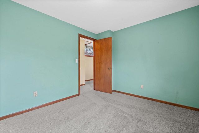 1423 West Lawn AVENUE, Racine, WI 53405