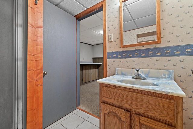 1423 West Lawn AVENUE, Racine, WI 53405