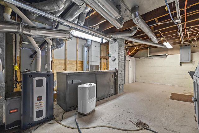 1423 West Lawn AVENUE, Racine, WI 53405