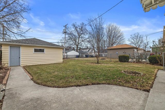 1423 West Lawn AVENUE, Racine, WI 53405