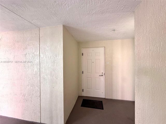 7275 SW 90th Street C313, Miami, FL 33156
