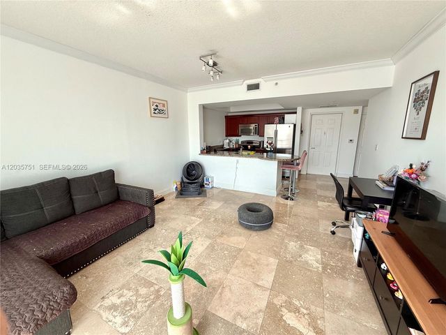 7275 SW 90th Street C313, Miami, FL 33156