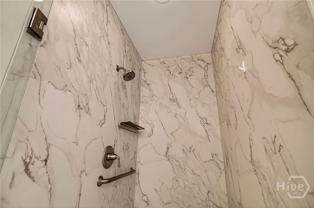 7 Sparnel Road, Savannah, GA 31411