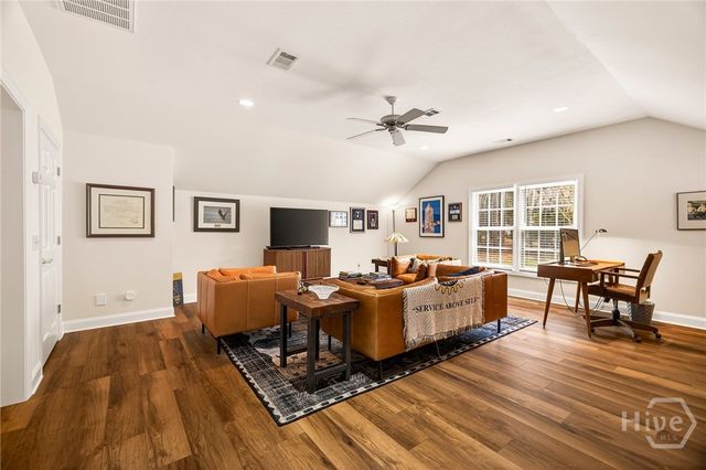 7 Sparnel Road, Savannah, GA 31411